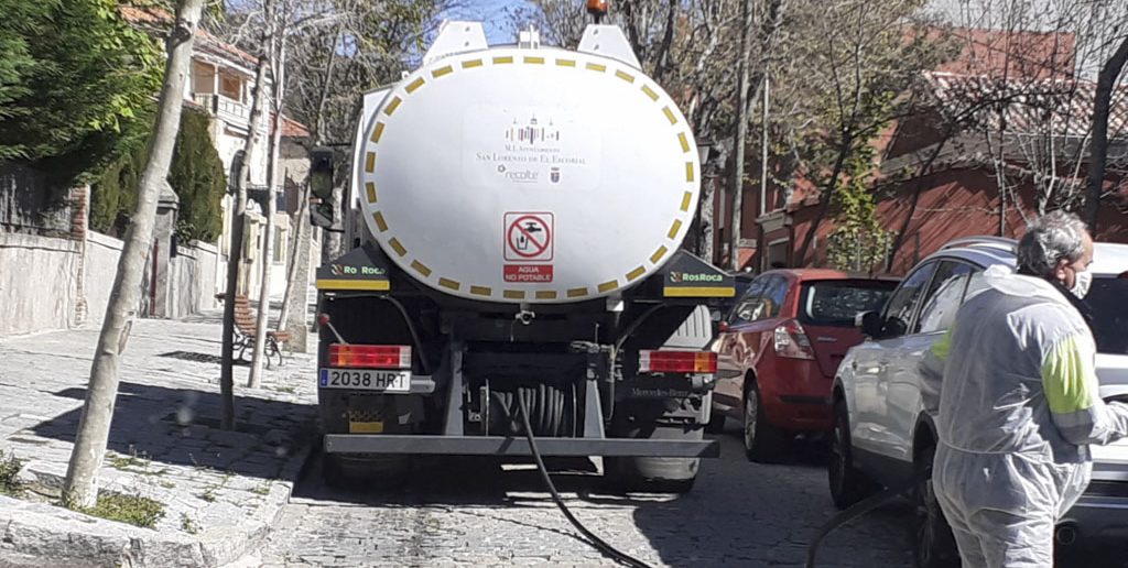 Limpieza y desinfección del Paseo de Unamuno