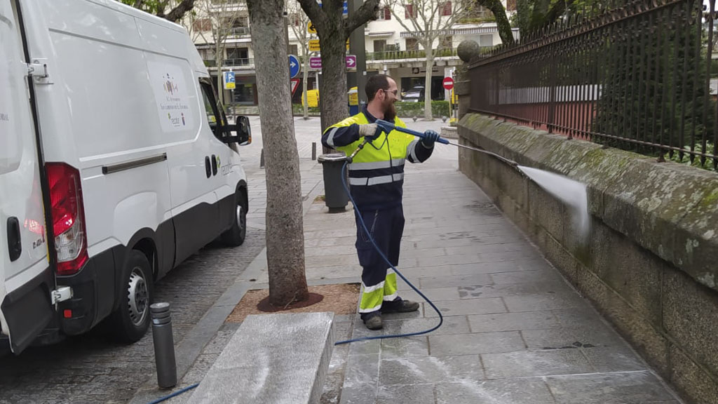 Limpieza de la Calle Floridablanca