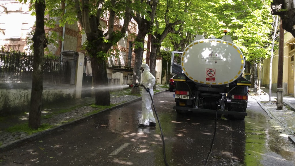 Limpieza y desinfección del Barrio del Plantel