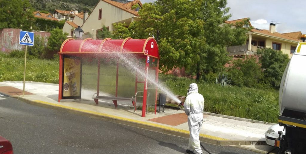 Limpieza y desinfección de zona de Las Cebadillas