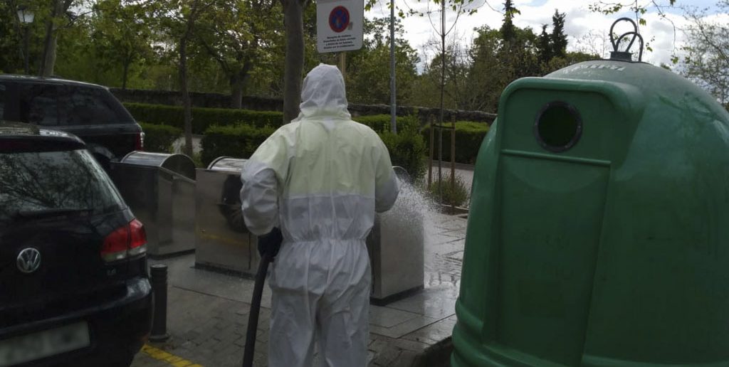 Limpieza y desinfección de Timoteo Padrós, Ctra. Robledo