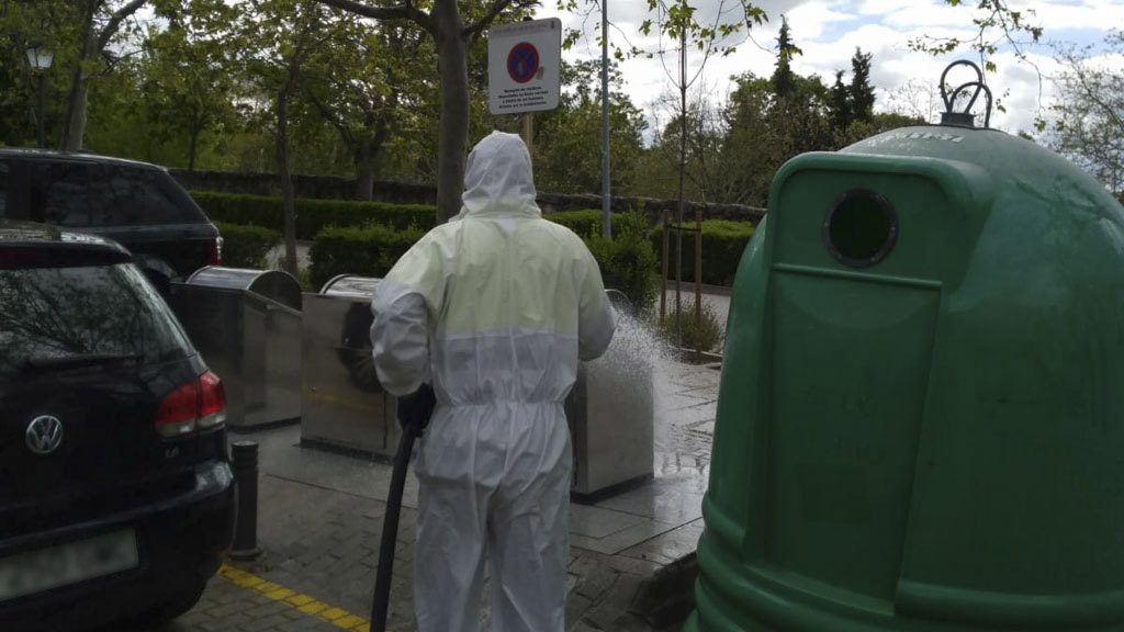 Limpieza y desinfección de Timoteo Padrós, Ctra. Robledo