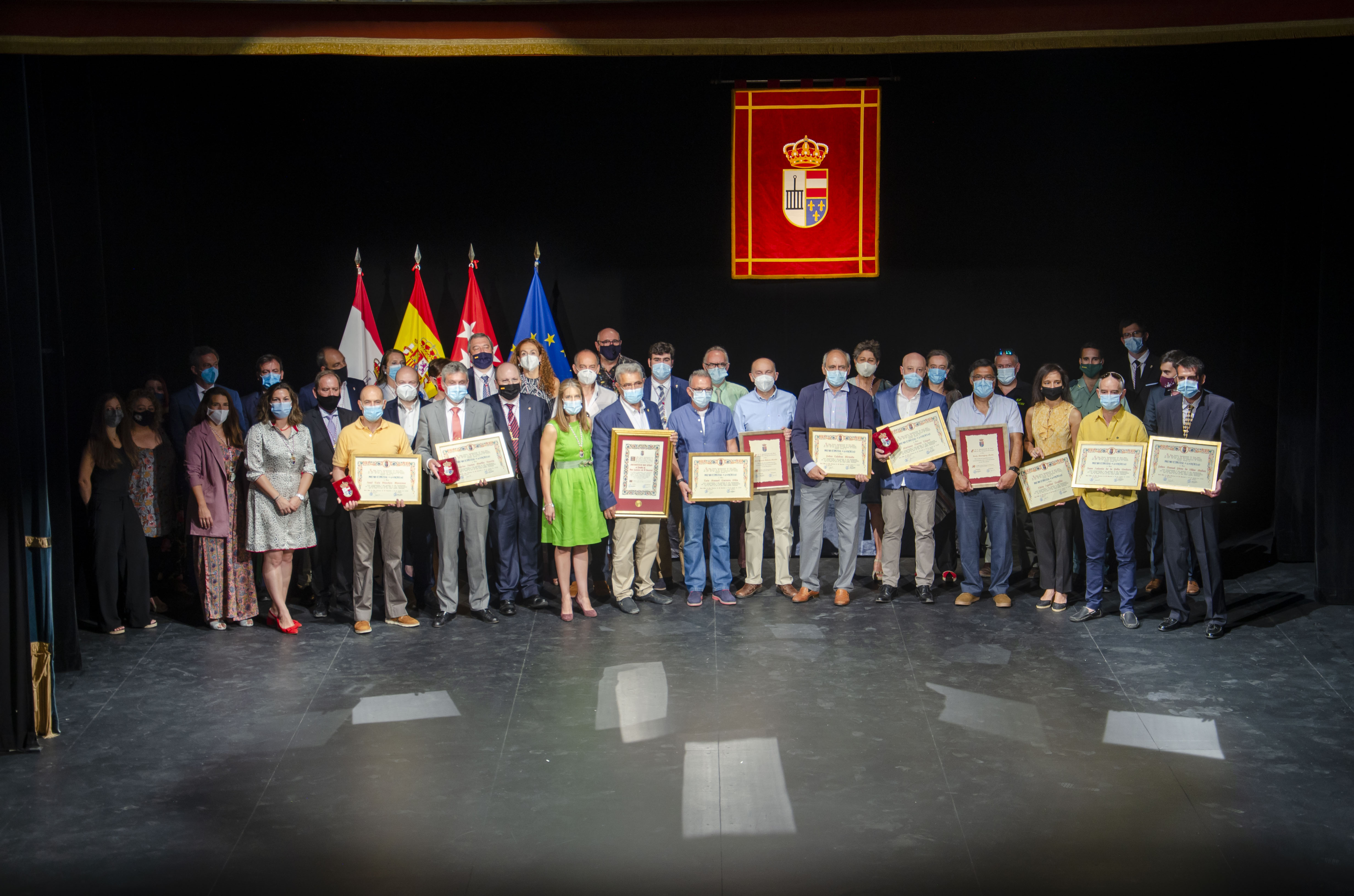 Representantes de los colectivos que reciben la Medalla de Oro del Real Sitio