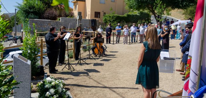 Homenaje a los afectados por el COVID