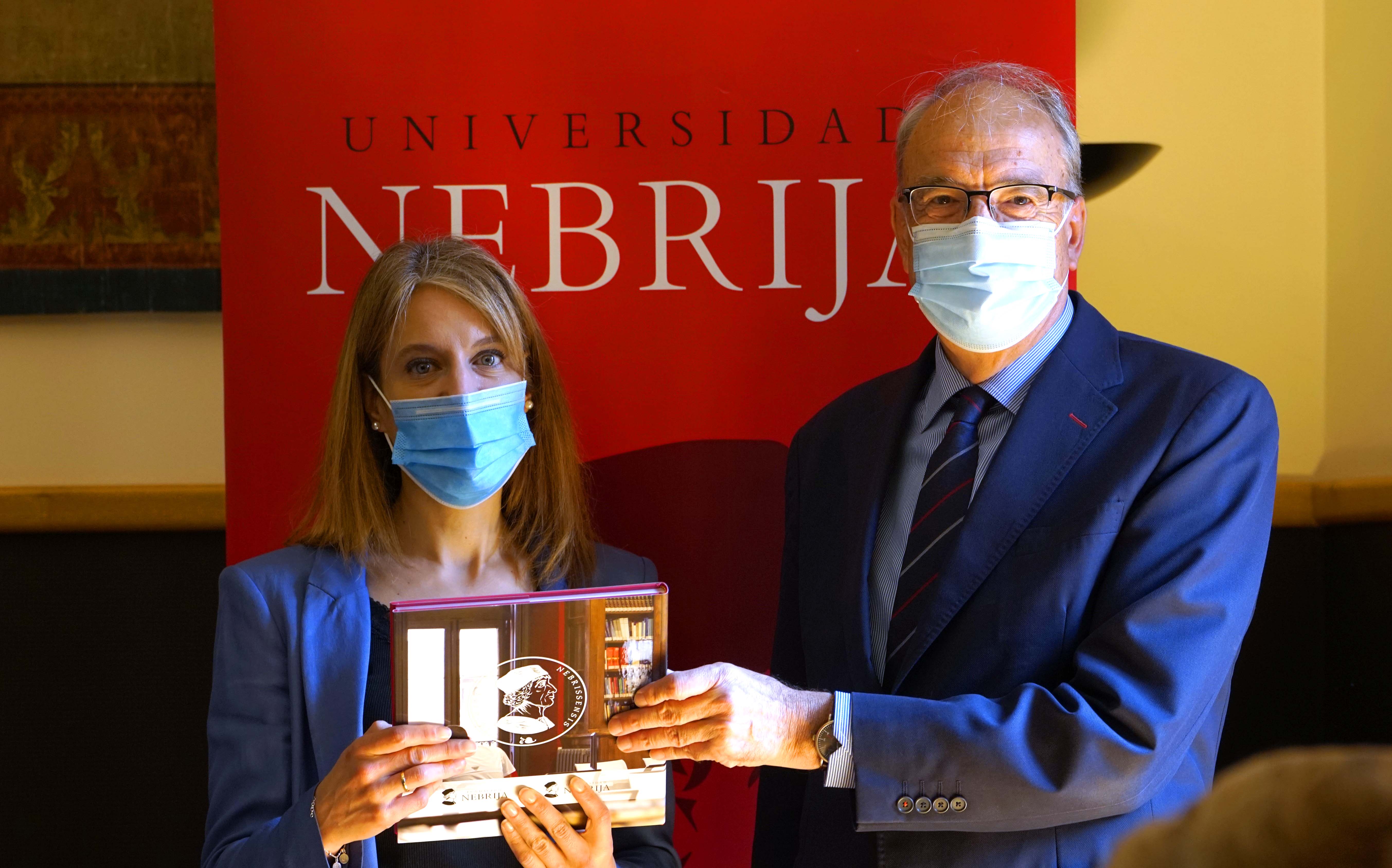 Firma del Convenio con la Universidad Nebrija-2