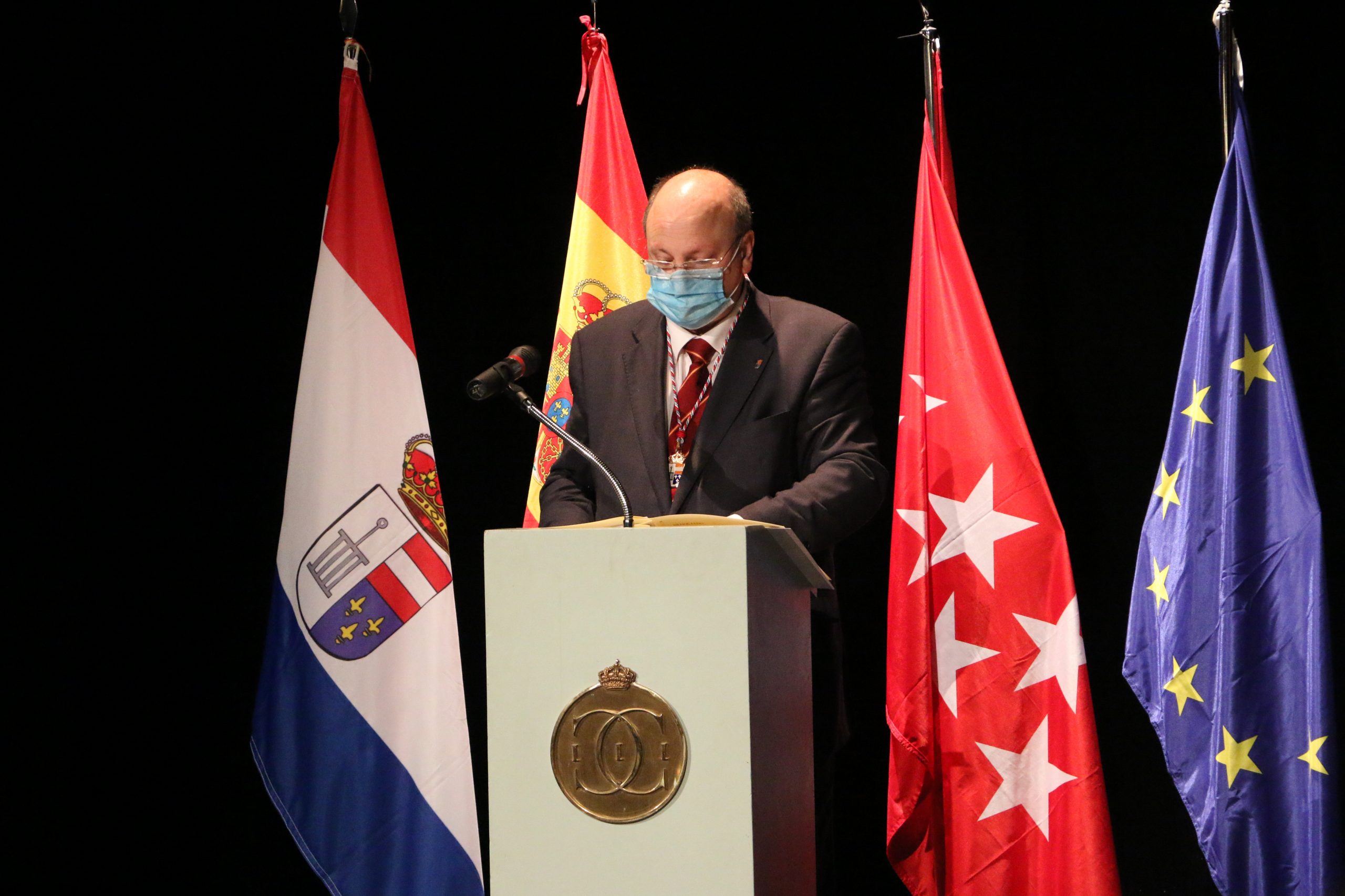 Acto de Honores y Distinciones - El Primer Teniente de Alcalde José Enrique París, en un momento de su discurso.