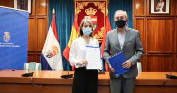 Firma convenio San Lorenzo de El Escorial y Utad 2