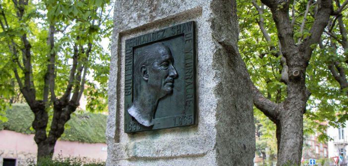 9.Monumento al poeta Guillermo Fernandez Shaw detalle-web