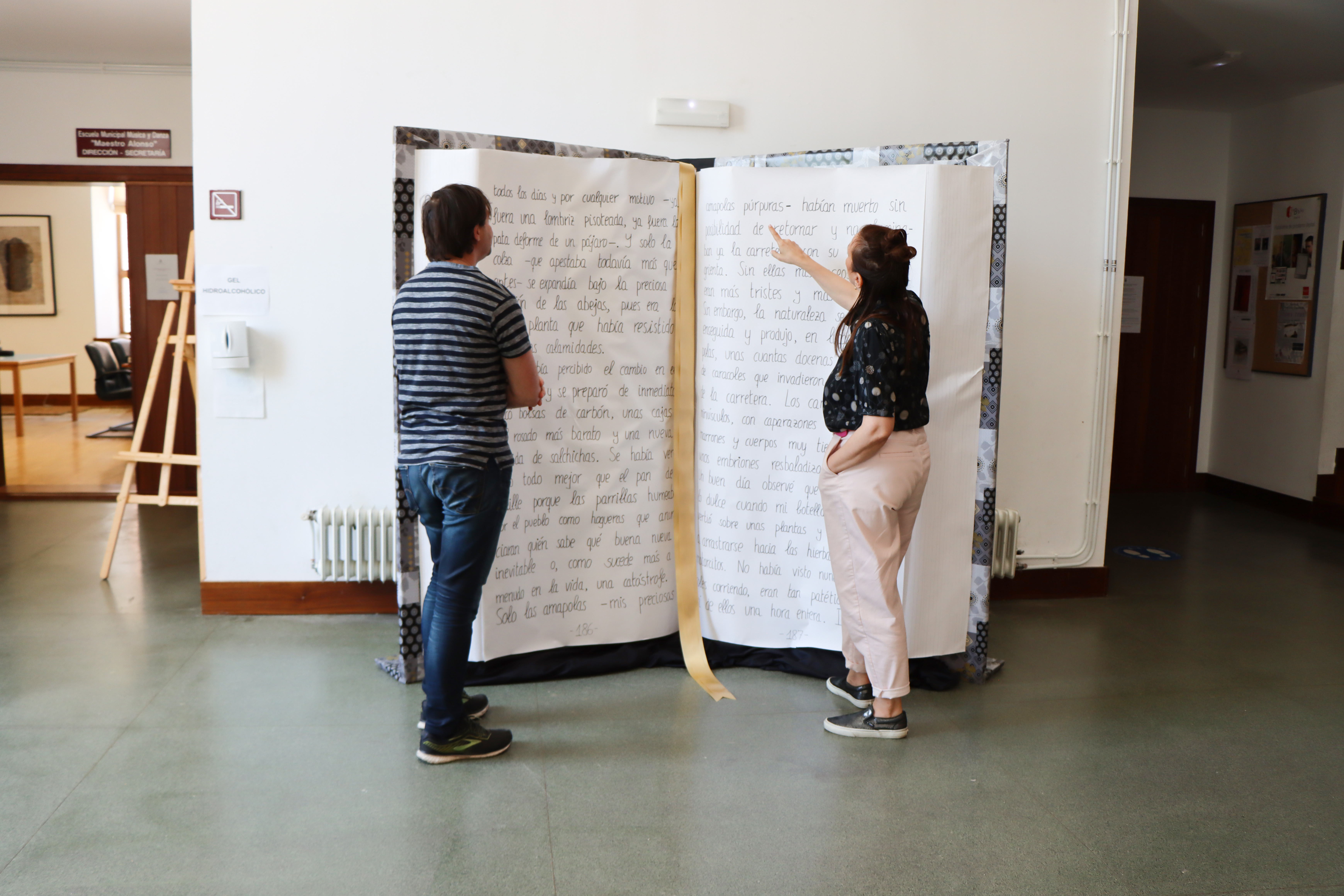 Photocall gigante Biblioteca Municipal 1