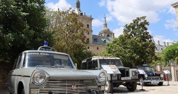 Exposición vehículos antiguos Policia Nacional 1