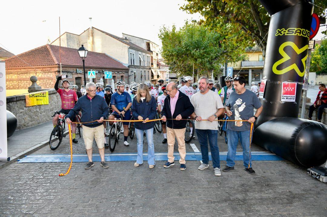 En la salida estuvieron presentes Carlota López, alcaldesa de San Lorenzo de El Escorial; Antonio Vicente Rubio, alcalde de El Escorial; Vicente Durán, concejal de Deportes de El Escorial; y los organizadores de la prueba y miembros del Club Ciclista Escurialense, Victorino López y Juan Manuel Mateos.